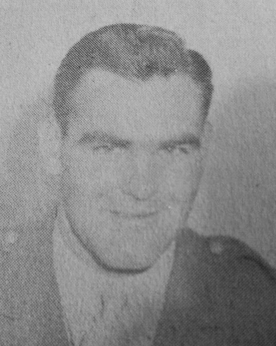 Wayne Gardner, Waco High, World War II